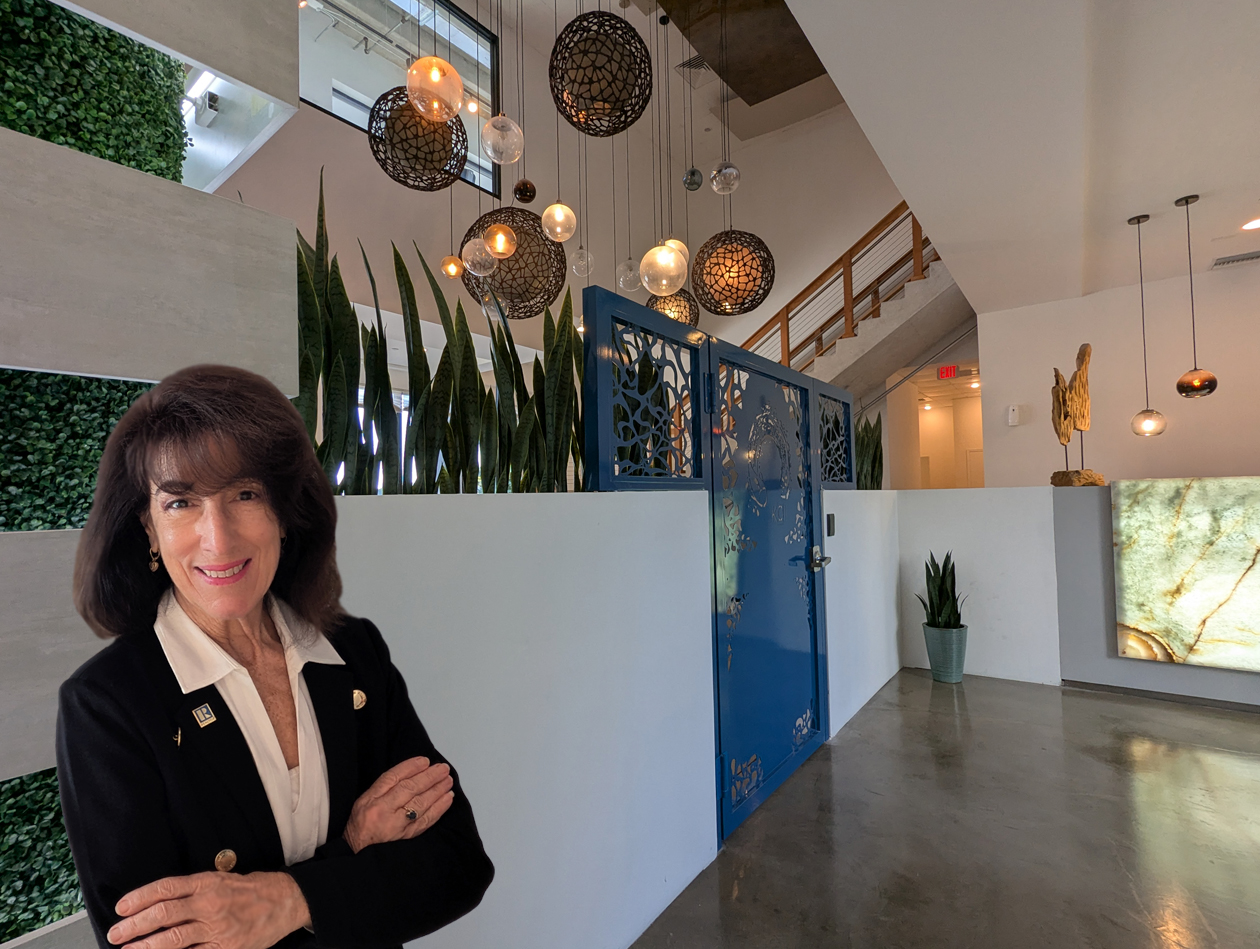 Val Lynn Booth is a Pompano Beach Realtor serving Lighthouse Point and Deerfield Beach home buyers.